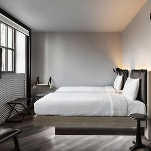 Zimmer mit zwei Einzelbetten